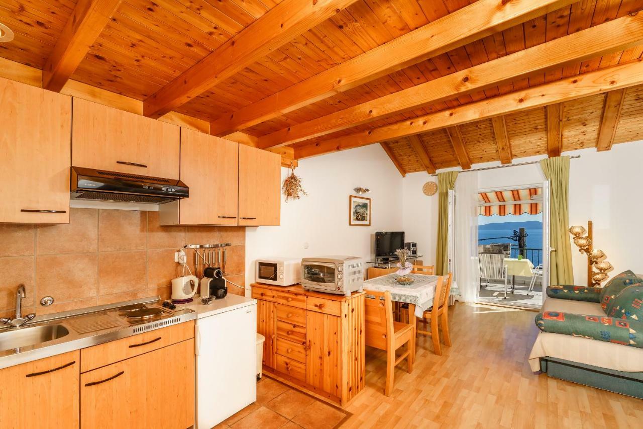 Apartmani Amila-ピサック エクステリア 写真